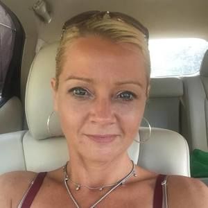 Meet your Posher, Tina